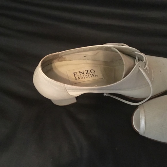 Open toe pump - Picture 2 of 4